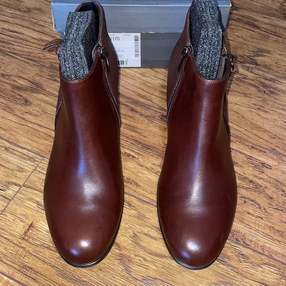 Ecco Leather Boots